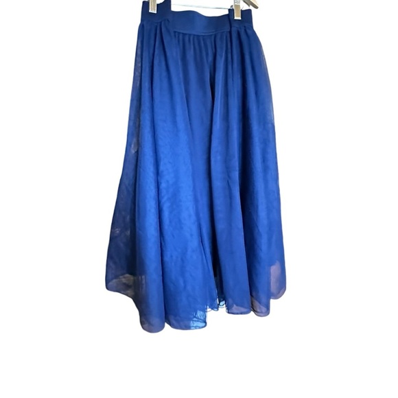 Torrid, Navy Blue, Four Layer, Tulle, Midi, Elastic Band Skirt sz 0 (12) - Picture 6 of 9